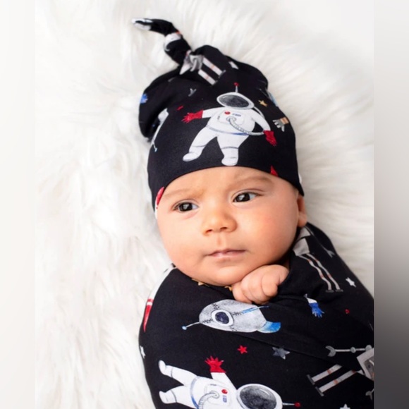 🚀LBB Swaddle Set🚀 - Picture 2 of 6